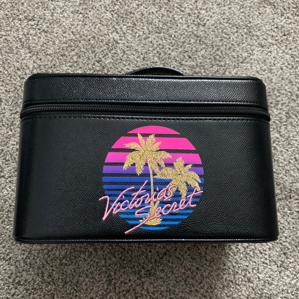 Victoria’s Secret Hard Cosmetic Train Case!